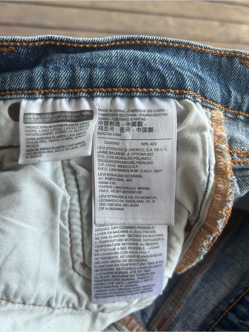 Levi's women 501s - Picture 7 of 7